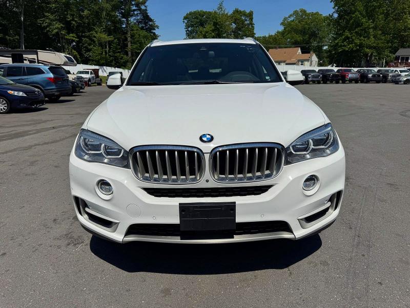 56607996 :رقم المزاد ، 5UXKR6C56J0U15090 vin ، 2018 Bmw X5 مزاد بيع