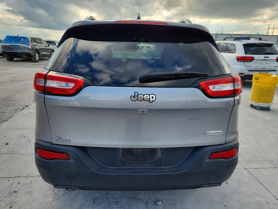 57161506 :رقم المزاد ، 1C4PJLCB2FW656216 vin ، 2015 Jeep Cherokee مزاد بيع
