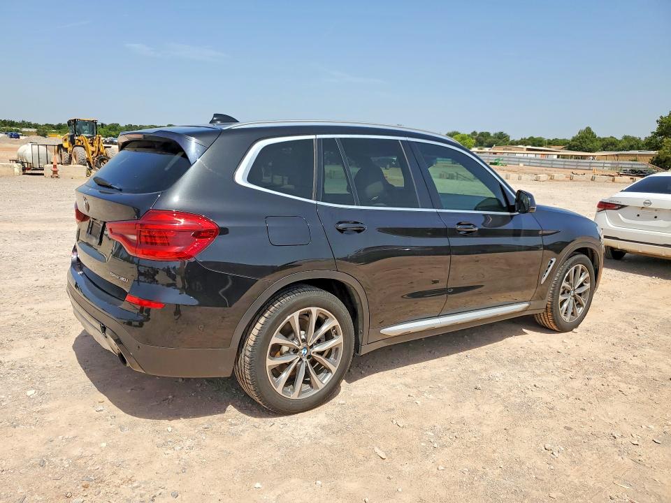 59336806 :رقم المزاد ، 5UXTR7C57KLF24008 vin ، 2019 Bmw X3 مزاد بيع