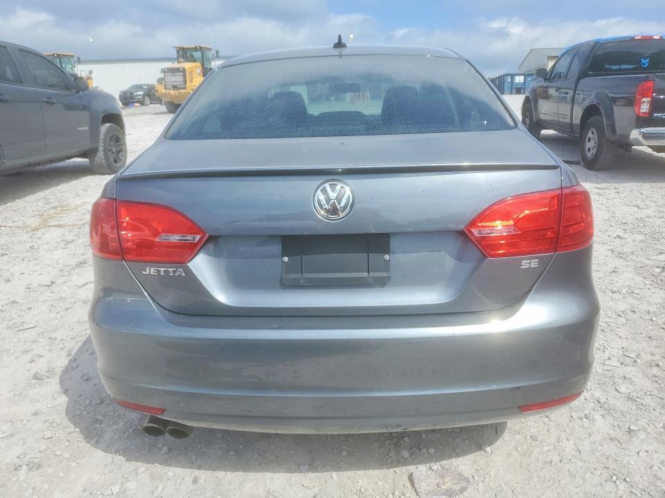 56227346 :رقم المزاد ، 3VWB17AJ5EM397101 vin ، 2014 Volkswagen Jetta مزاد بيع