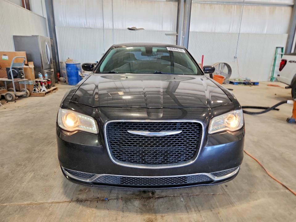 56644616 :رقم المزاد ، 2C3CCAAGXFH881899 vin ، 2015 Chrysler 300 مزاد بيع
