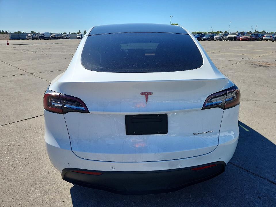 58914916 :رقم المزاد ، 5YJYGDEEXLF009403 vin ، 2020 Tesla Model Y مزاد بيع