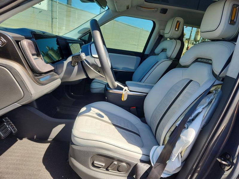 Продажа на аукционе авто 2024 Rivian R1s, vin: 7PDSGABA4RN030708, номер лота: 57002356