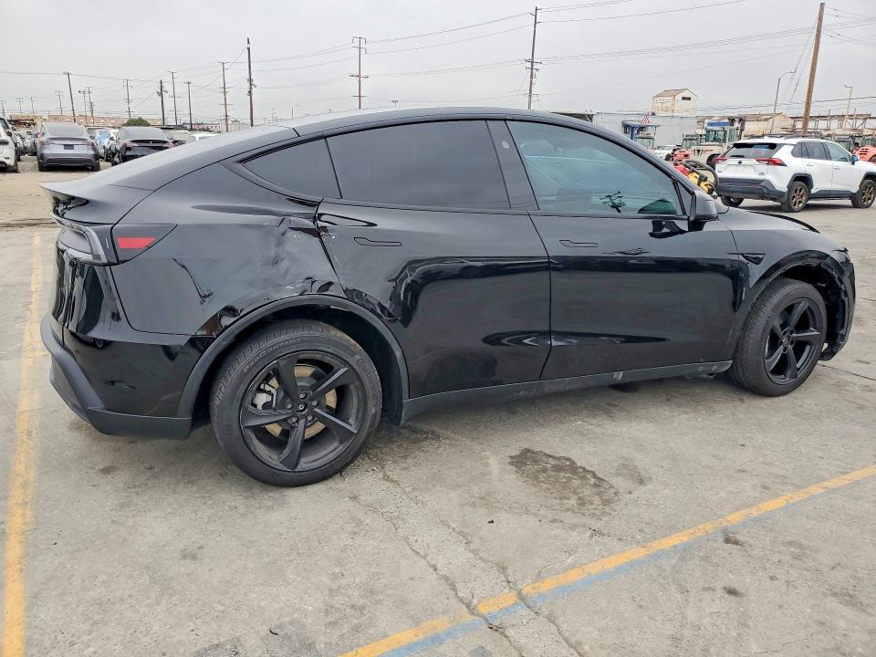 58091596 :رقم المزاد ، 7SAYGDEE5TF373098 vin ، 2026 Tesla Model Y مزاد بيع