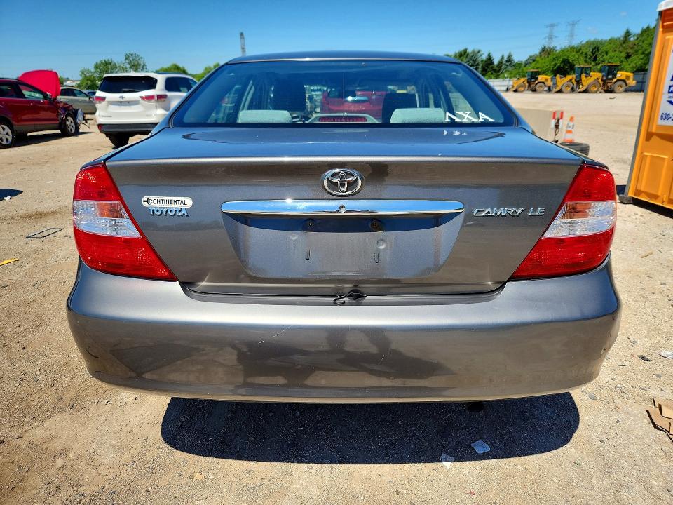 56546466 :رقم المزاد ، 4T1BE32K14U901382 vin ، 2004 Toyota Camry مزاد بيع