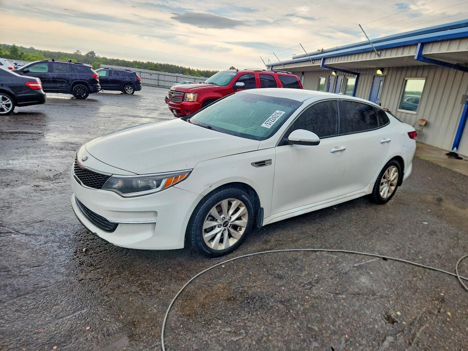 Auction sale of the 2018 Kia Optima, vin: 5XXGT4L3XJG259310, lot number: 57224316