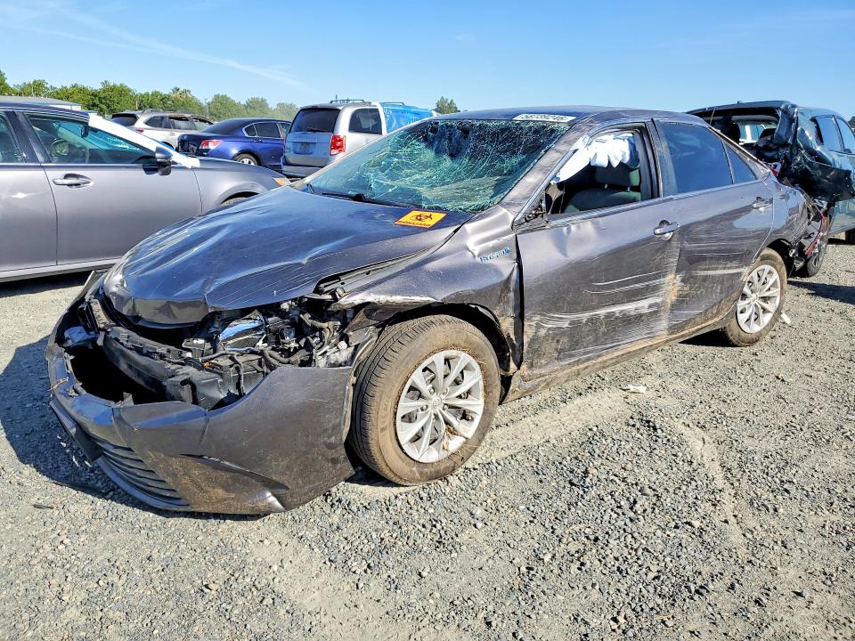 2016 Toyota Camry Hybrid მანქანა იყიდება აუქციონზე, vin: 4T1BD1FK7GU200819, აუქციონის ნომერი: 56739246