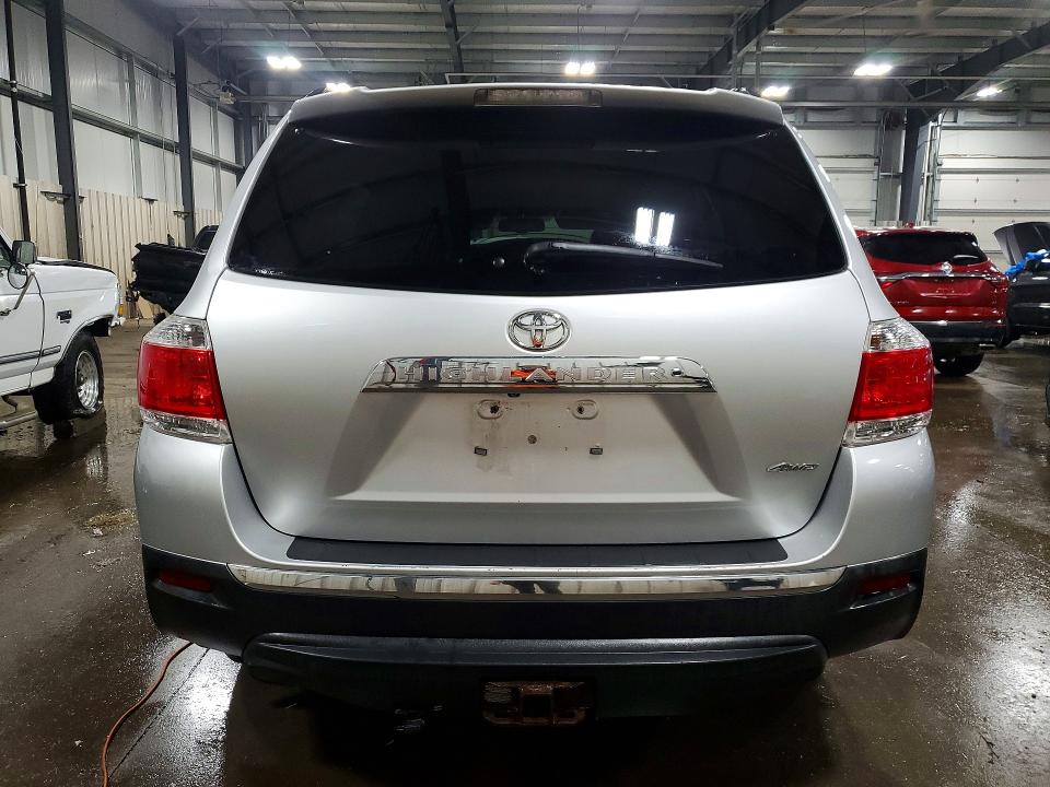 2013 Toyota Highlander მანქანა იყიდება აუქციონზე, vin: 5TDDK3EH8DS216015, აუქციონის ნომერი: 57588776
