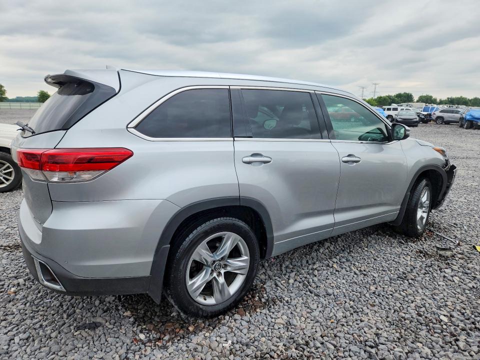 2017 Toyota Highlander მანქანა იყიდება აუქციონზე, vin: 5TDDZRFH9HS391537, აუქციონის ნომერი: 56275616