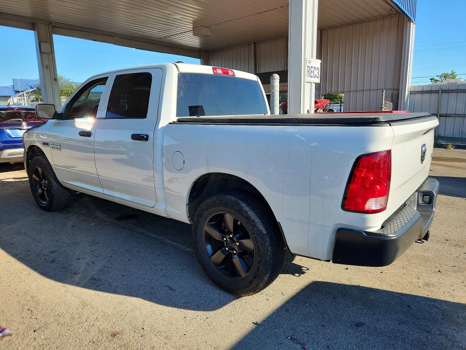 58105276 :رقم المزاد ، 1C6RR7KM2JS303462 vin ، 2018 Ram 1500 مزاد بيع