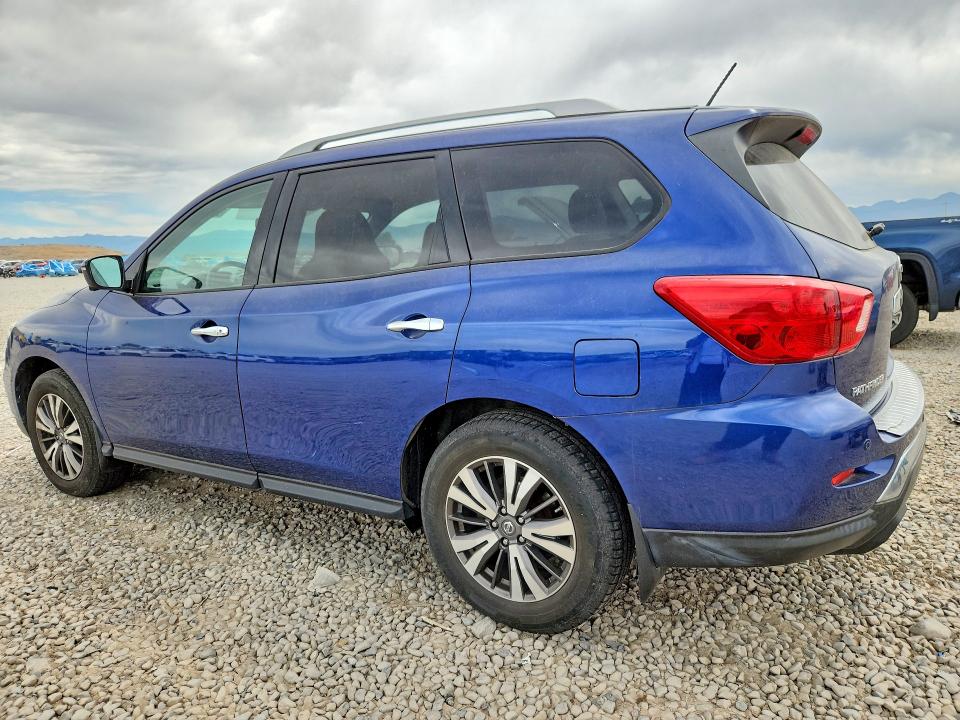 Продажа на аукционе авто 2017 Nissan Pathfinder, vin: 5N1DR2MM3HC639463, номер лота: 97685465