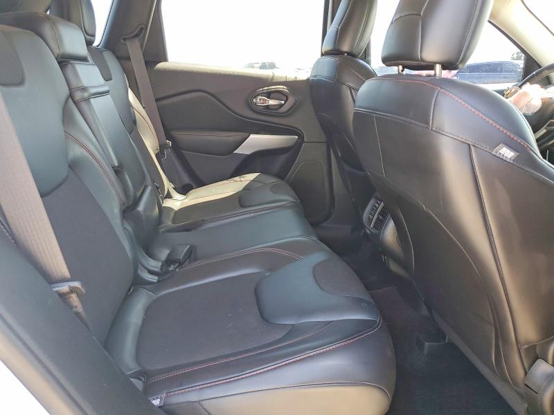 55749726 :رقم المزاد ، 1C4PJMBS9HW618699 vin ، 2017 Jeep Cherokee مزاد بيع