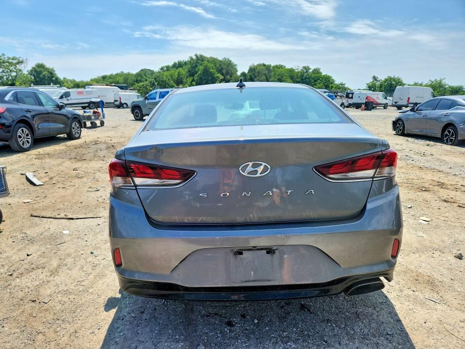 58739166 :رقم المزاد ، 5NPE34AFXJH663944 vin ، 2018 Hyundai Sonata مزاد بيع