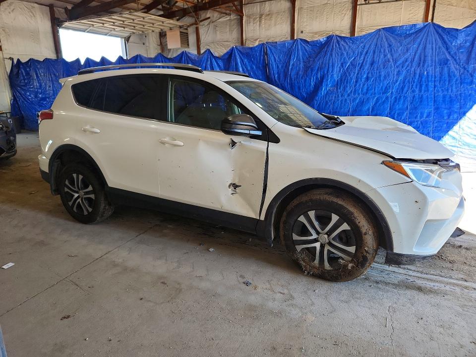 Продажа на аукционе авто 2017 Toyota Rav4, vin: JTMBFREV8HJ104810, номер лота: 55521866