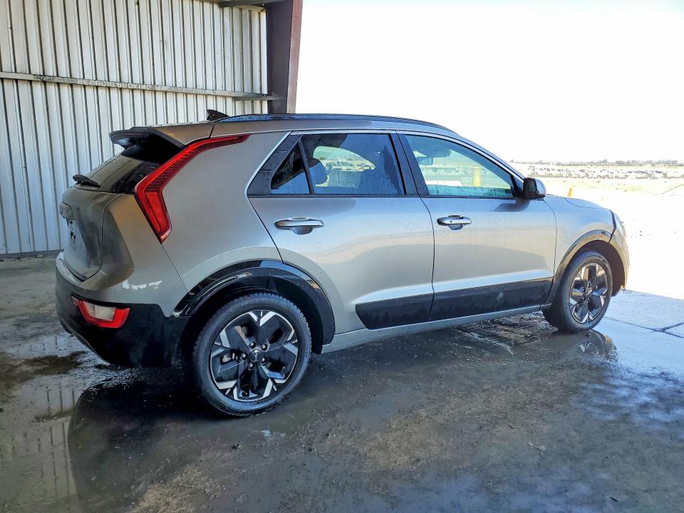Продажа на аукционе авто 2023 Kia Niro, vin: KNDCR3L19P5071073, номер лота: 57186986