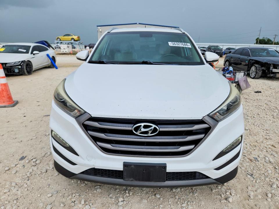 2016 Hyundai Tucson მანქანა იყიდება აუქციონზე, vin: KM8J33A20GU069010, აუქციონის ნომერი: 56327686