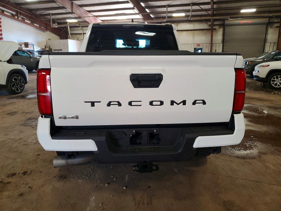 2026 Toyota Tacoma მანქანა იყიდება აუქციონზე, vin: 3TMLB5JN4TM232536, აუქციონის ნომერი: 58015236