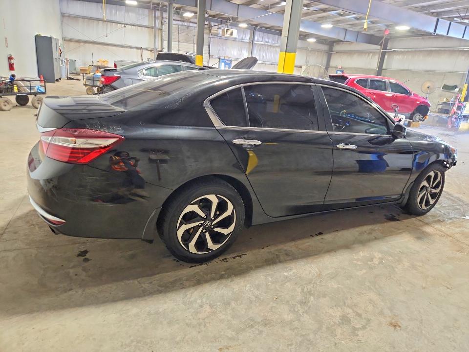 Продаж на аукціоні авто 2017 Honda Accord, vin: 1HGCR2F83HA229727, номер лоту: 56042366