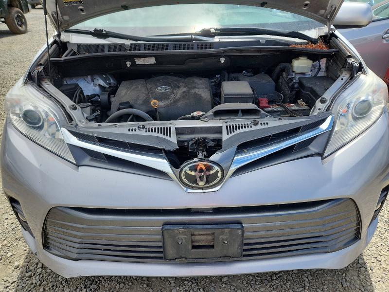 Продажа на аукционе авто 2018 Toyota Sienna, vin: 5TDYZ3DC7JS944665, номер лота: 54873526