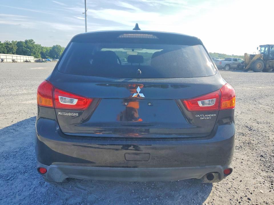 55670426 :رقم المزاد ، JA4AP3AU5HZ012861 vin ، 2017 Mitsubishi Outlander Sport مزاد بيع