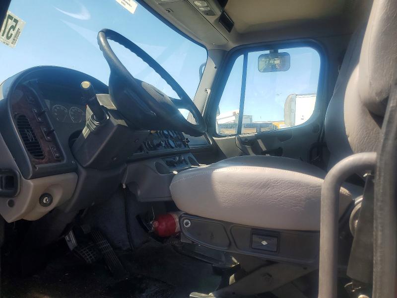 Продаж на аукціоні авто 2020 Frht - Freightliner M2, vin: 3ALACWFC9LDLU2871, номер лоту: 57365996