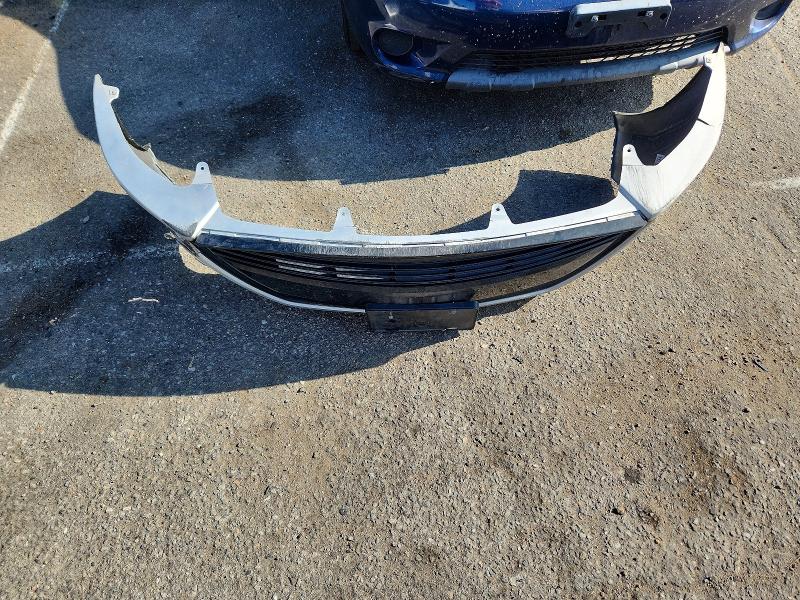 55903876 :رقم المزاد ، 5YFBURHE0KP894379 vin ، 2019 Toyota Corolla مزاد بيع