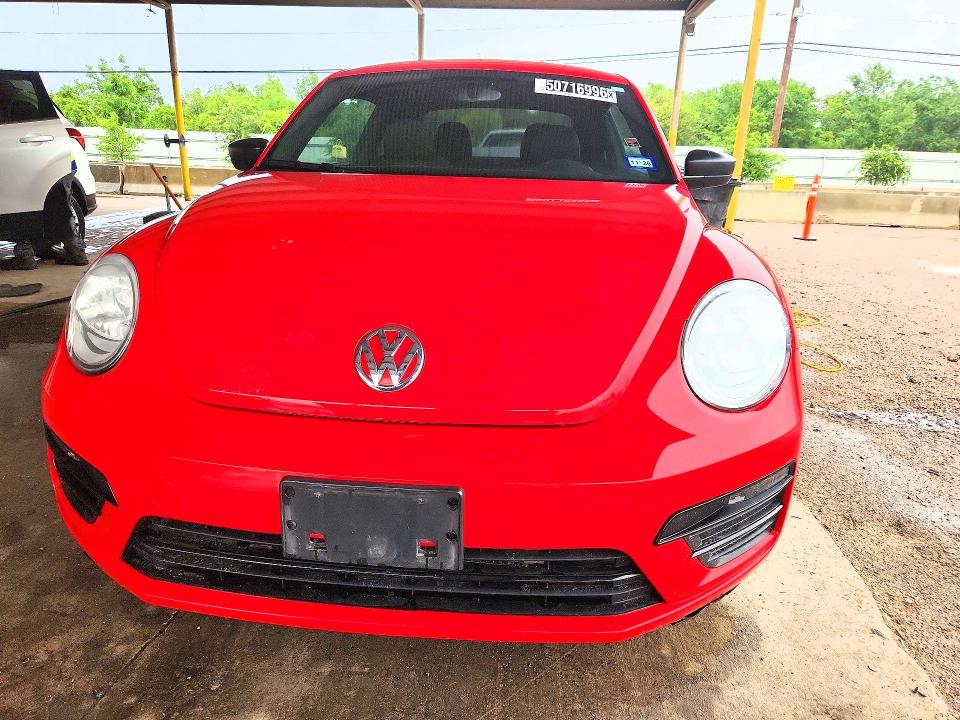 Продажа на аукционе авто 2018 Volkswagen Beetle, vin: 3VWFD7AT2JM721514, номер лота: 50716996