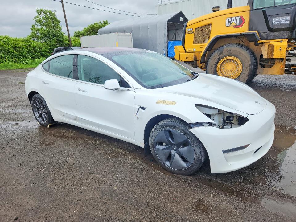 Продажа на аукционе авто 2018 Tesla Model 3, vin: 5YJ3E1EA7JF104008, номер лота: 57887856