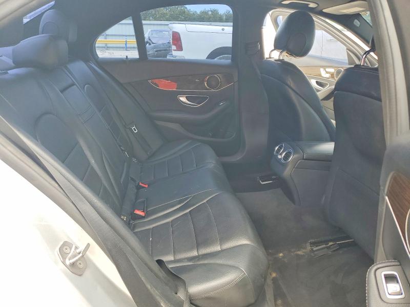 55880616 :رقم المزاد ، 55SWF4JB8JU246411 vin ، 2018 Mercedes-benz C مزاد بيع