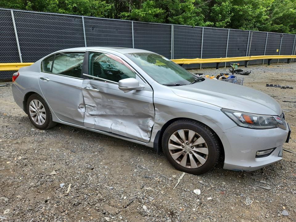Продажа на аукционе авто 2013 Honda Accord, vin: 1HGCR2F80DA055240, номер лота: 55321176