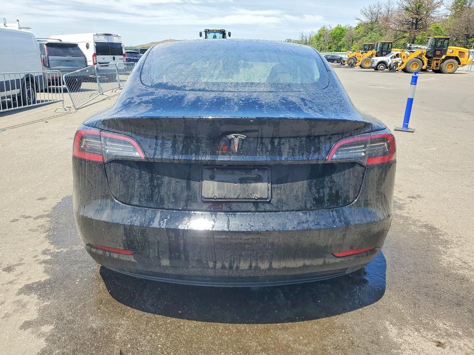 Продажа на аукционе авто 2023 Tesla Model 3, vin: 5YJ3E1EAXPF438638, номер лота: 55628206