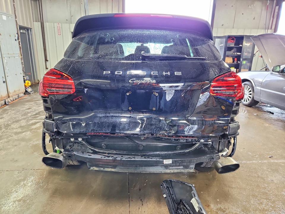 Продаж на аукціоні авто 2017 Porsche Cayenne, vin: WP1AA2A22HKA86648, номер лоту: 56121466