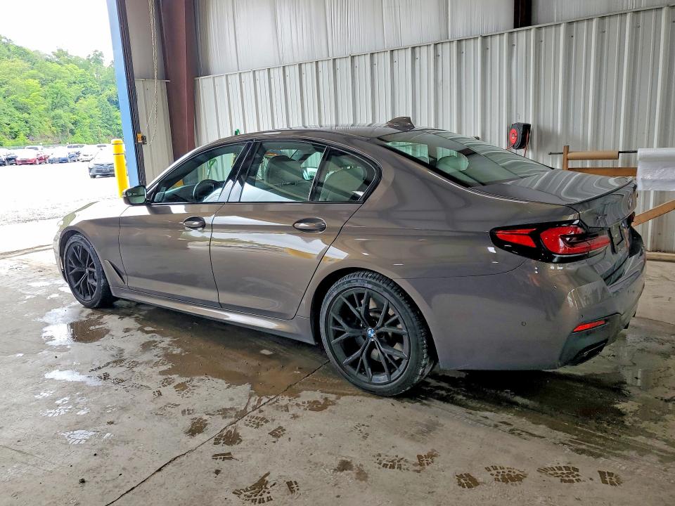 58273166 :رقم المزاد ، WBA13BK0XNCH90191 vin ، 2022 Bmw M550xi مزاد بيع