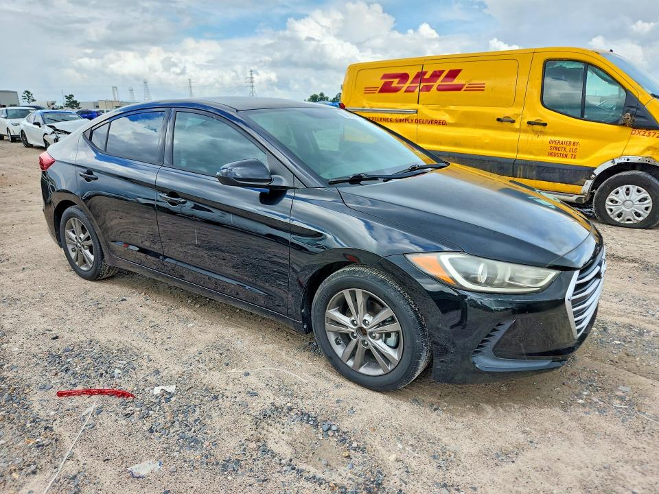 2017 Hyundai Elantra მანქანა იყიდება აუქციონზე, vin: 5NPD84LF8HH002708, აუქციონის ნომერი: 56129296