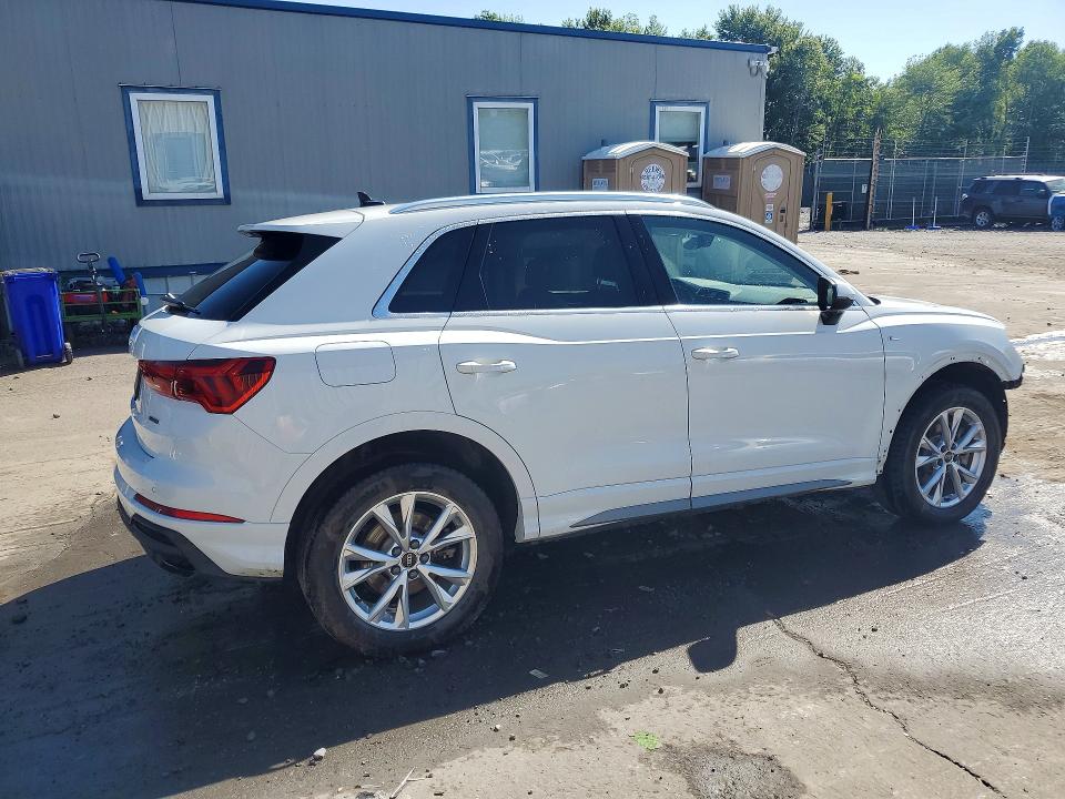 Продаж на аукціоні авто 2023 Audi Q3, vin: WA1DECF37P1135755, номер лоту: 55613796