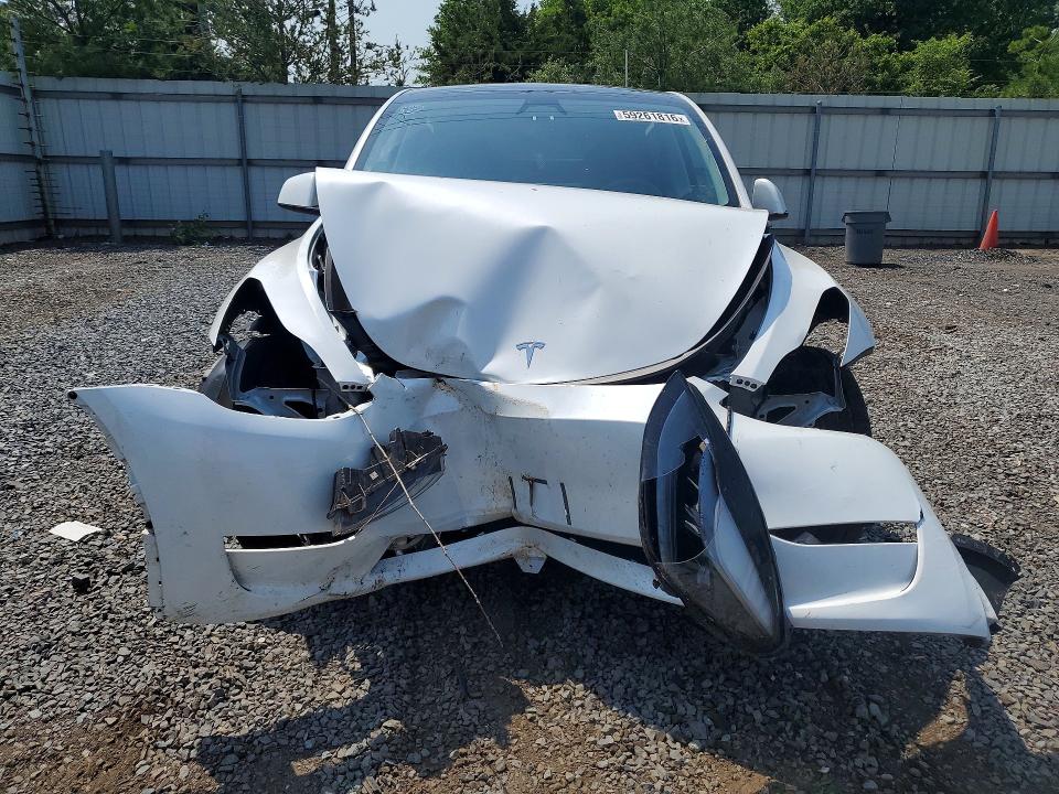 2025 Tesla Model Y მანქანა იყიდება აუქციონზე, vin: 7SAYGDEE9SA344960, აუქციონის ნომერი: 59261816