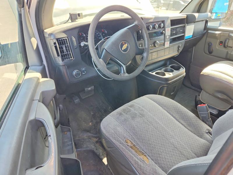58452146 :رقم المزاد ، 1GCZGFBA7A1163915 vin ، 2010 Chevrolet Express G2500 مزاد بيع