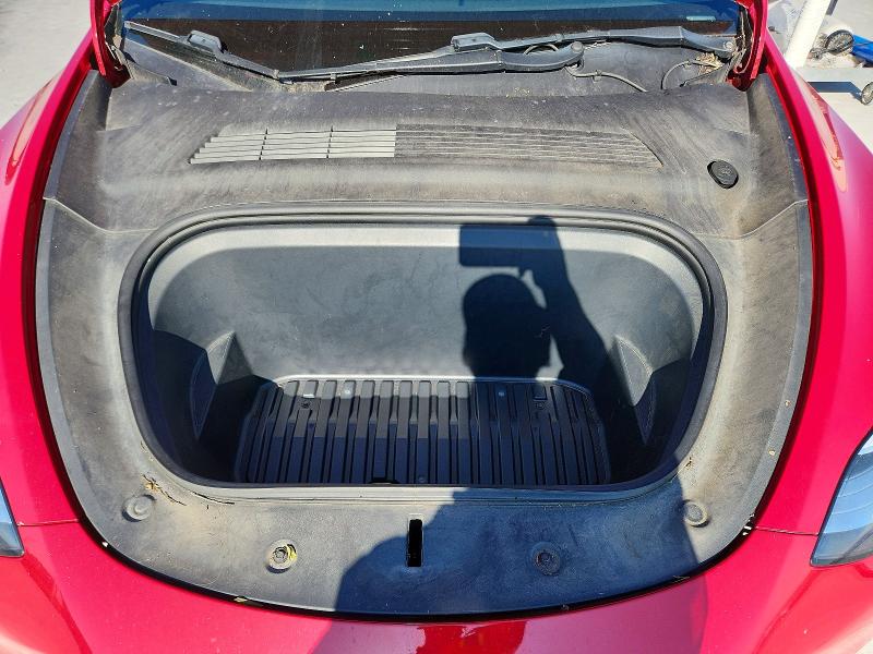 56072336 :رقم المزاد ، 5YJYGDEE4LF031719 vin ، 2020 Tesla Model Y مزاد بيع