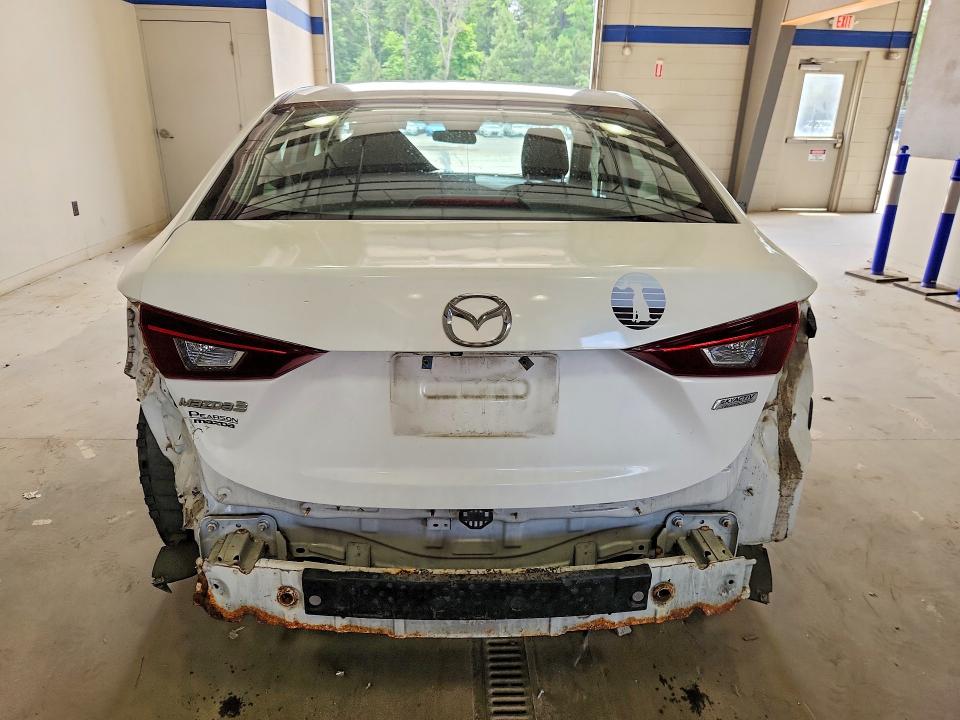 56322856 :رقم المزاد ، 3MZBN1U71JM209198 vin ، 2018 Mazda 3 مزاد بيع