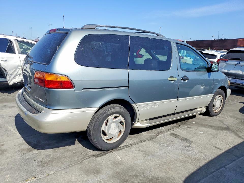 Продажа на аукционе авто 2000 Toyota Sienna, vin: 4T3ZF13C9YU297391, номер лота: 55760006
