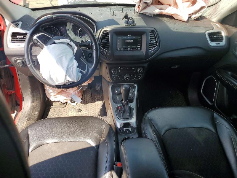 56530206 :رقم المزاد ، 3C4NJDBB7JT366180 vin ، 2018 Jeep Compass مزاد بيع