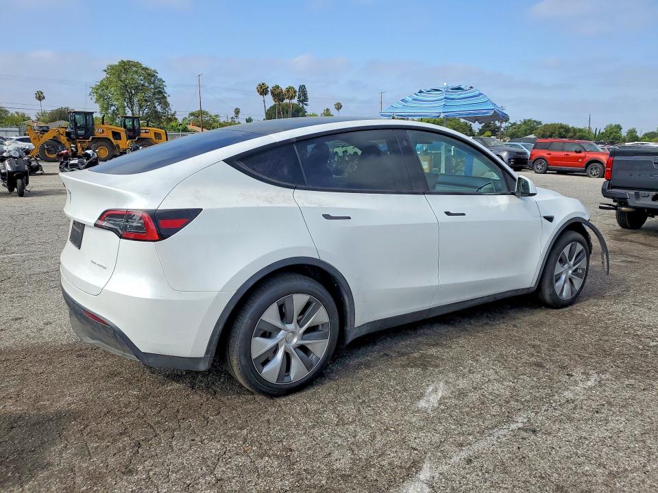 2023 Tesla Model Y მანქანა იყიდება აუქციონზე, vin: 7SAYGDEE8PA111868, აუქციონის ნომერი: 56157316