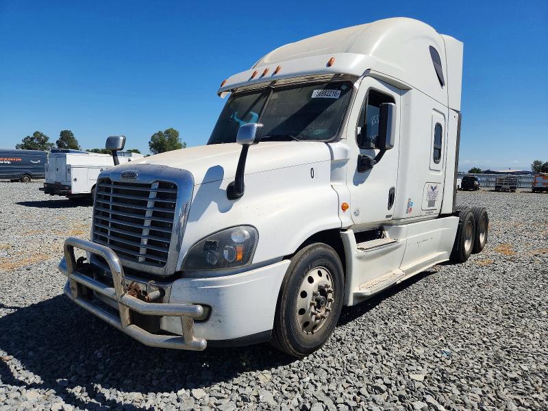 Продаж на аукціоні авто 2018 Freightliner Cascadia 125, vin: 1FUJGLDR5JLJC9625, номер лоту: 56982216