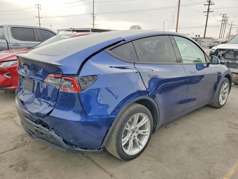 57336036 :رقم المزاد ، 7SAYGDEEXNF429524 vin ، 2022 Tesla Model Y مزاد بيع