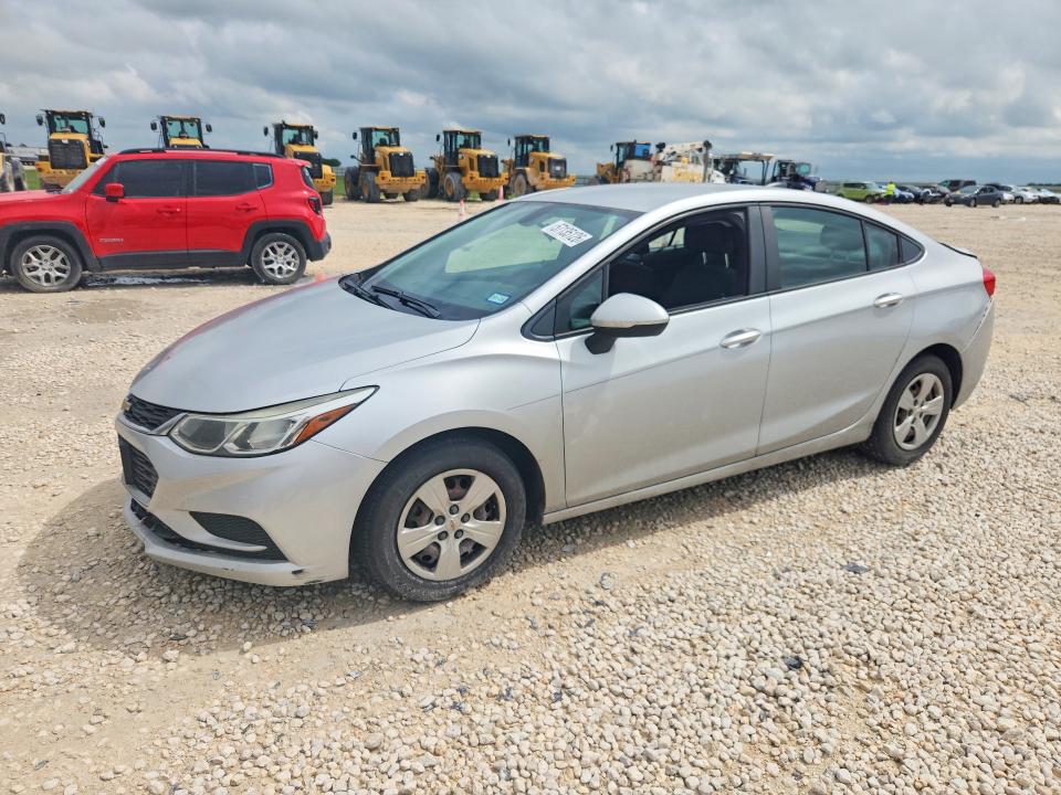 57135126 :رقم المزاد ، 1G1BC5SM6H7156486 vin ، 2017 Chevrolet Cruze مزاد بيع
