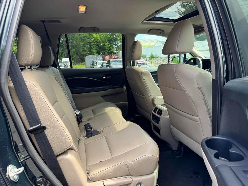 57209846 :رقم المزاد ، 5FNYF6H57JB012590 vin ، 2018 Honda Pilot مزاد بيع