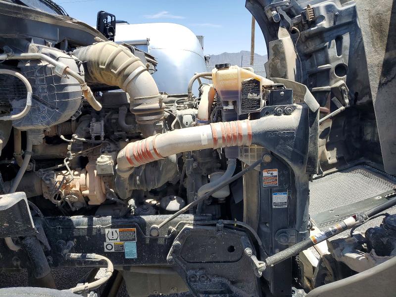 57477046 :رقم المزاد ، 1XKZDP9X1KJ246920 vin ، 2019 Kenworth Construction مزاد بيع