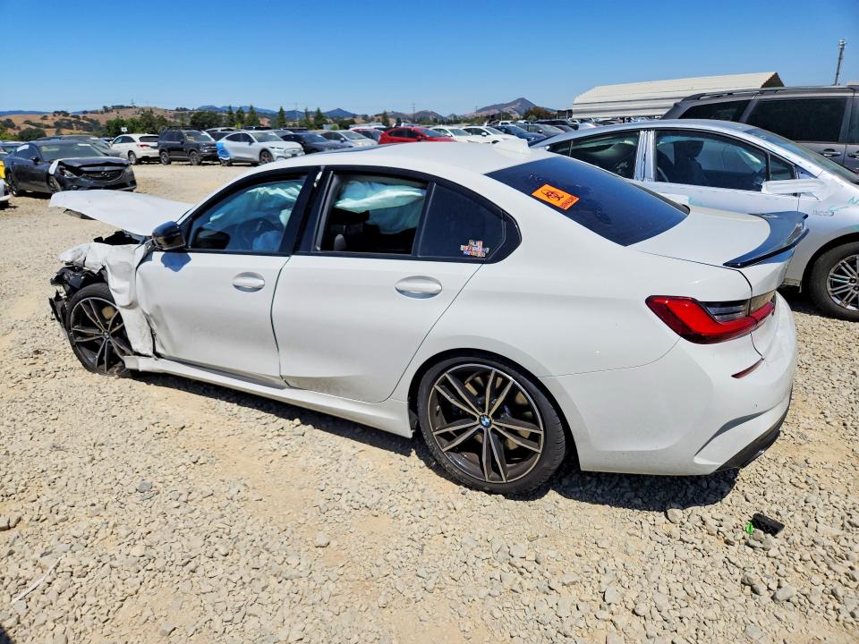 57529366 :رقم المزاد ، 3MW5U7J02M8B68832 vin ، 2021 Bmw M340i مزاد بيع