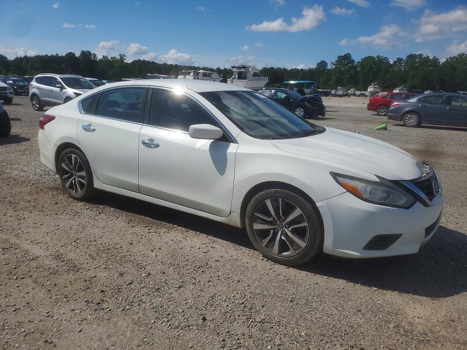 Продажа на аукционе авто 2018 Nissan Altima, vin: 1N4AL3AP1JC208841, номер лота: 56947576