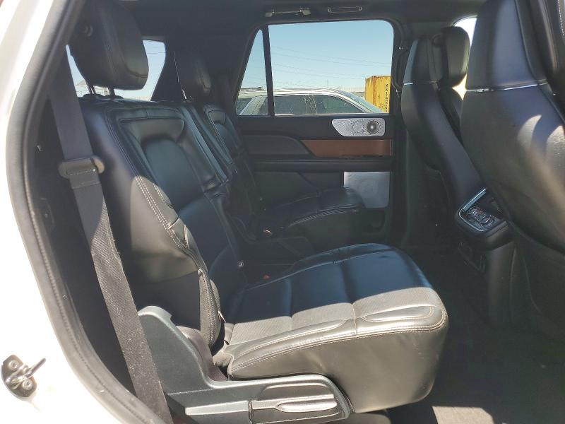 56167436 :رقم المزاد ، 5LMJJ2LT8LEL14174 vin ، 2020 Lincoln Navigator مزاد بيع